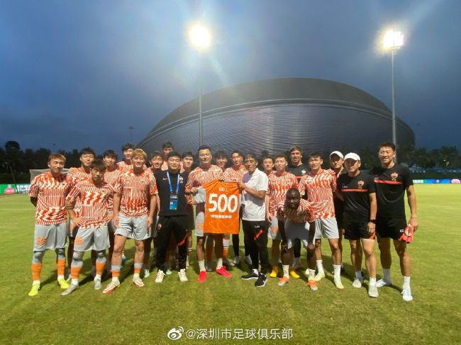 斯图加特已经为本赛季结束无法留住努贝尔制定了B计划，那就是让18岁的年轻门将塞曼成为首发，但斯图加特内部认为他还需要一年的发展才能成为头号门将。